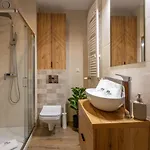 Przytulny Kat W Park W Budynku Z Basenem, Sauna, Jacuzzi *