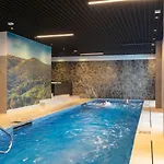 Апартаменты Przytulny Kat W Park W Budynku Z Basenem, Sauna, Jacuzzi Шклярска-Поремба