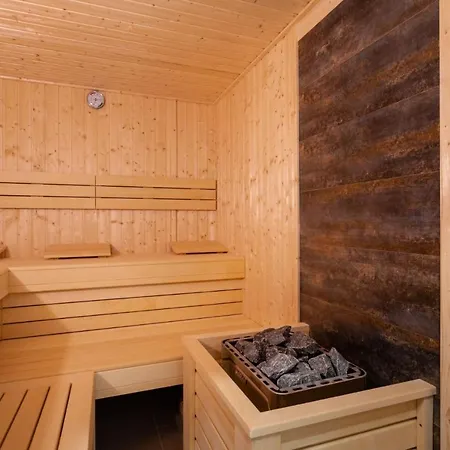 Przytulny Kat W Park W Budynku Z Basenem, Sauna, Jacuzzi Apartmán