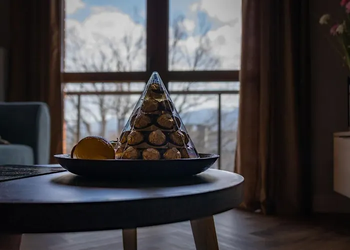 Przytulny Kat W Park W Budynku Z Basenem, Sauna, Jacuzzi 公寓 *